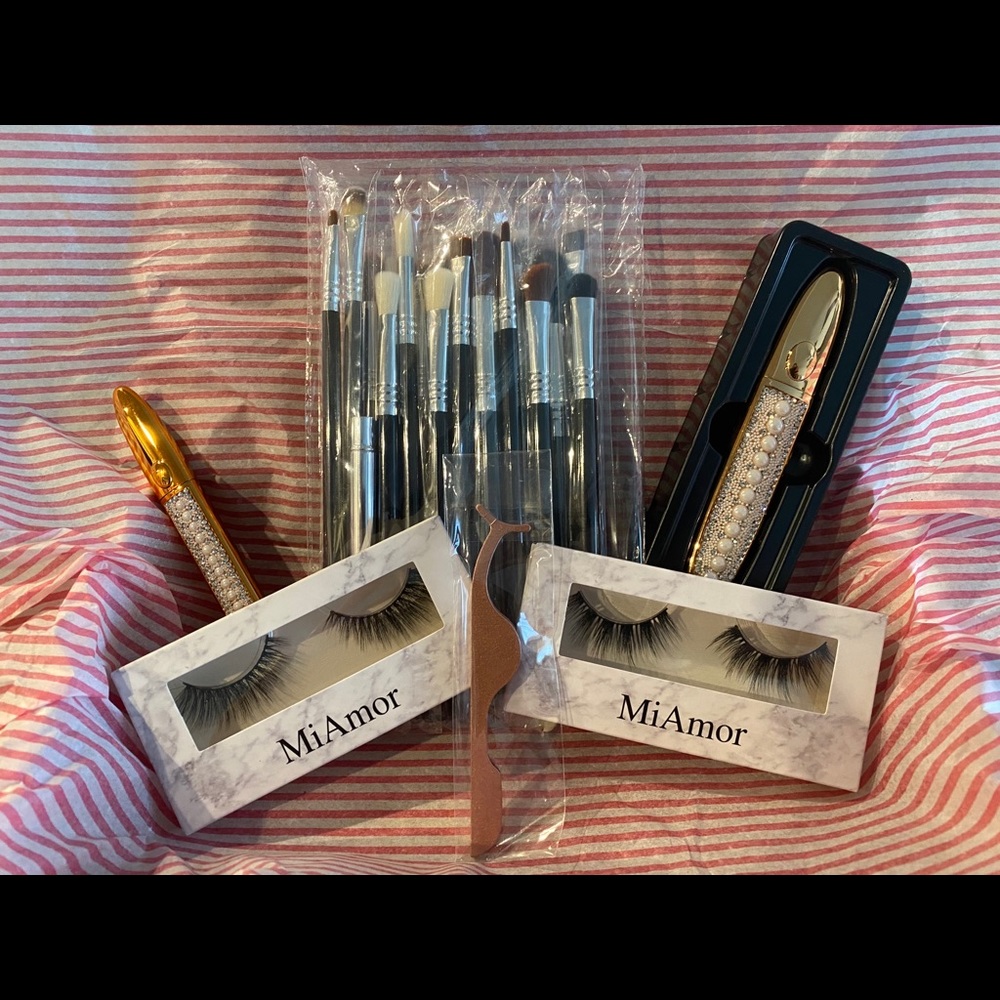 Eyelash kit